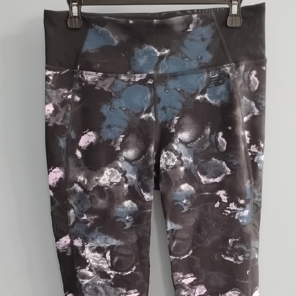 NWT ✨ New Balance Women's Leggings - High Rise 7/8 th Tight Size Large - Picture 1 of 6
